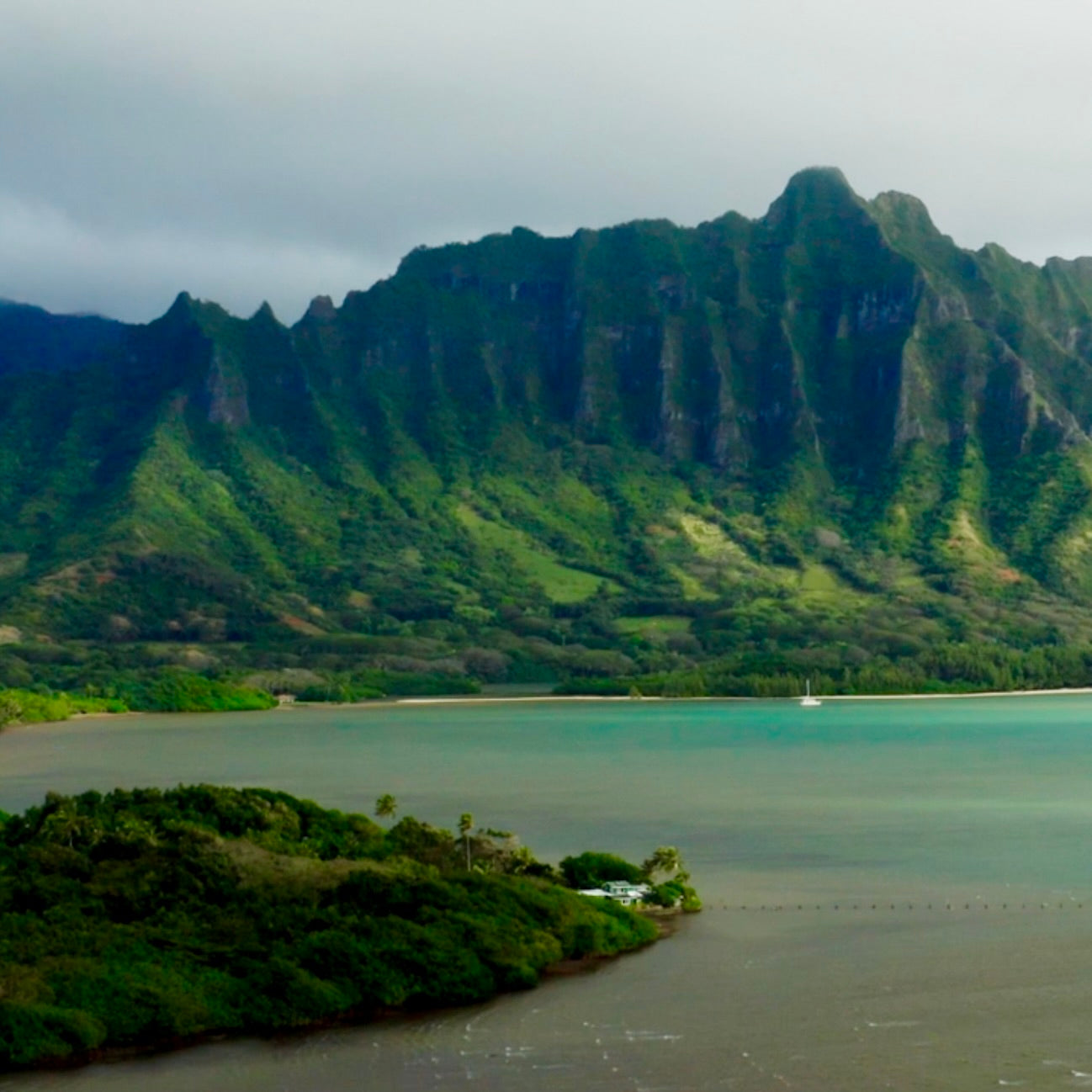 Mountains on the windward side of Oahu